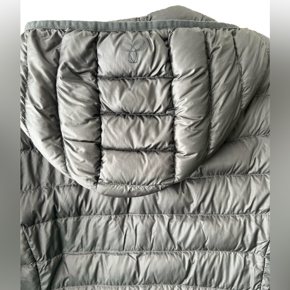 TNA Jacket - Picture 3 of 7